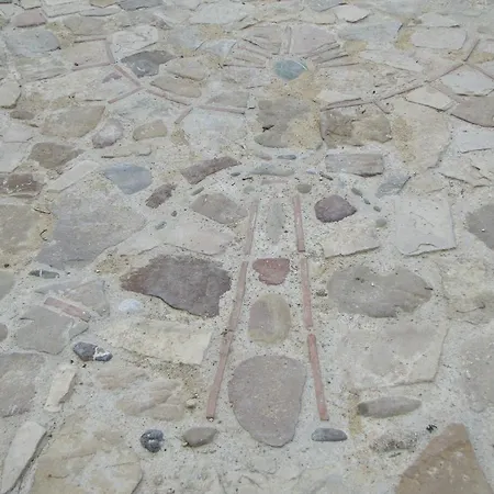 Alloggio per agriturismo San Pietro *